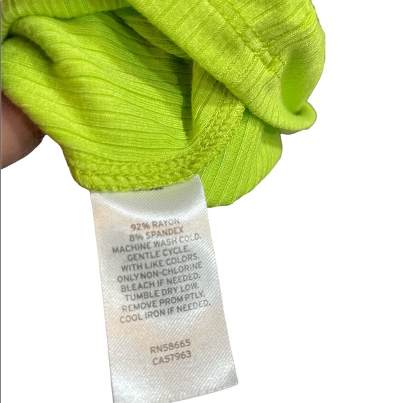 5 for 30$🔥 BP Green cropped Top - Picture 7 of 7